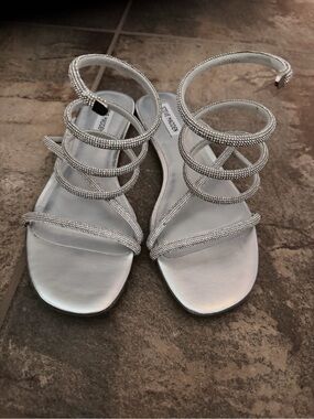 Steve Madden Silver Spiral Rhinestone Wrap Flat Sandals